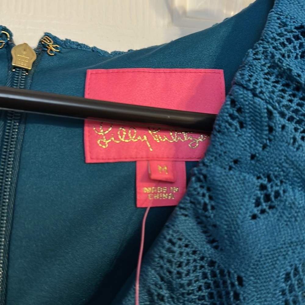 NWT Lily Pulitzer Teal Lace Wrap Dress with built in shorts. Size Medium. - Picture 4 of 11